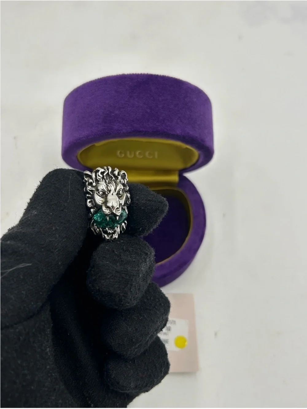 Unisex Gucci, silver Lionhead ring with green crystal in mouth size 4.5